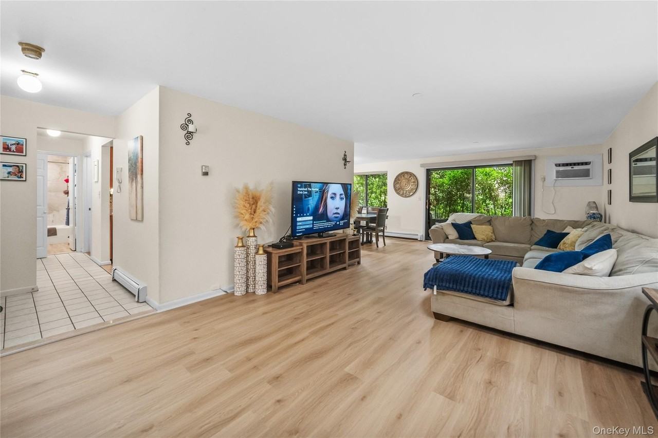 508 Central Park Ave #5101 - Photo 2 of 33