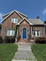 featured image of 100 N Franklin St