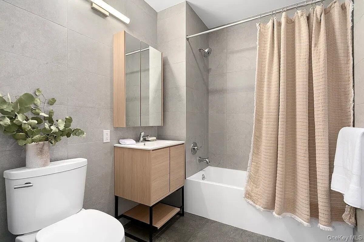 434 26th Ave #319 - Photo 4 of 4