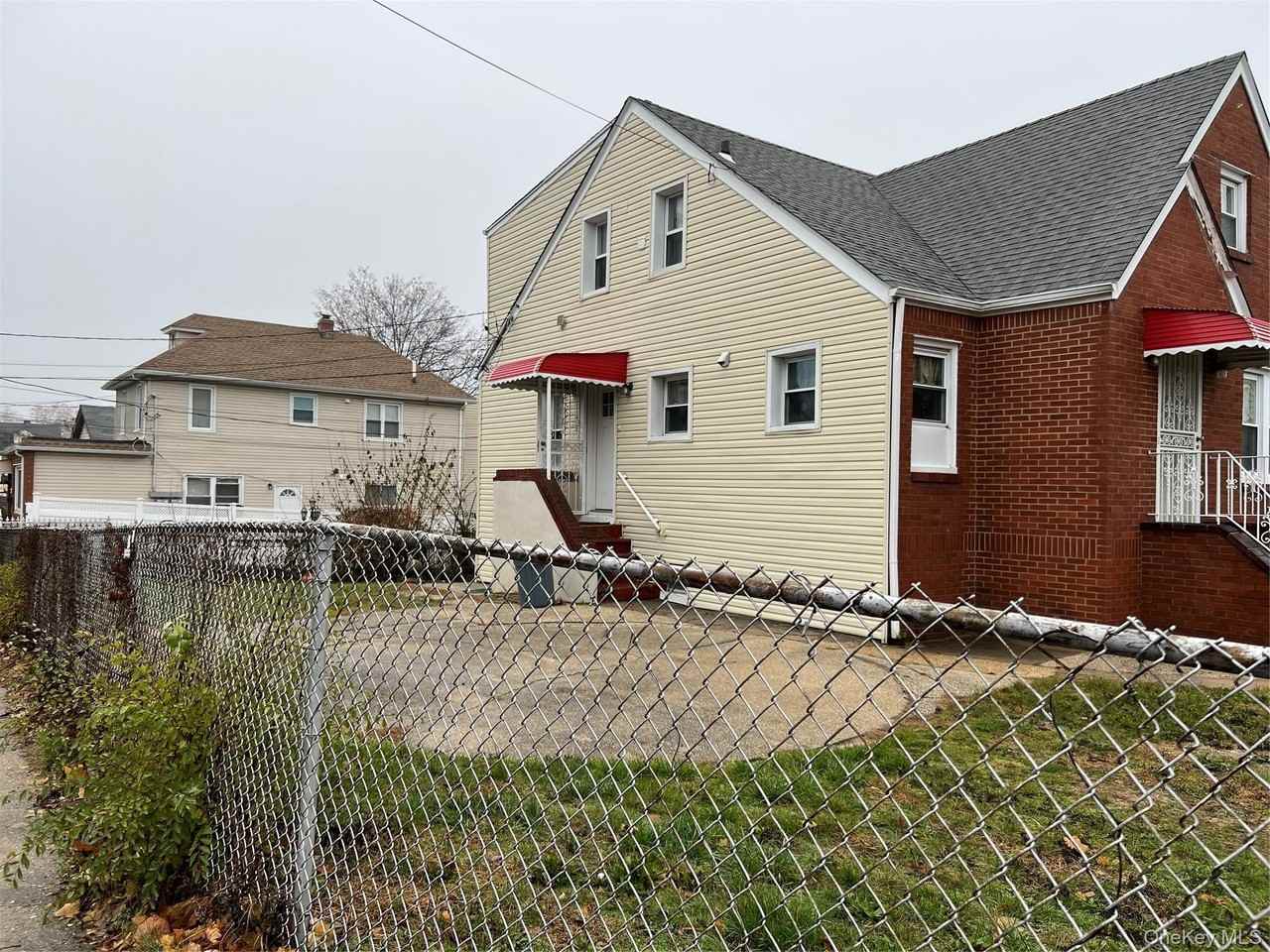 86 Murray Hill St - Photo 2 of 2