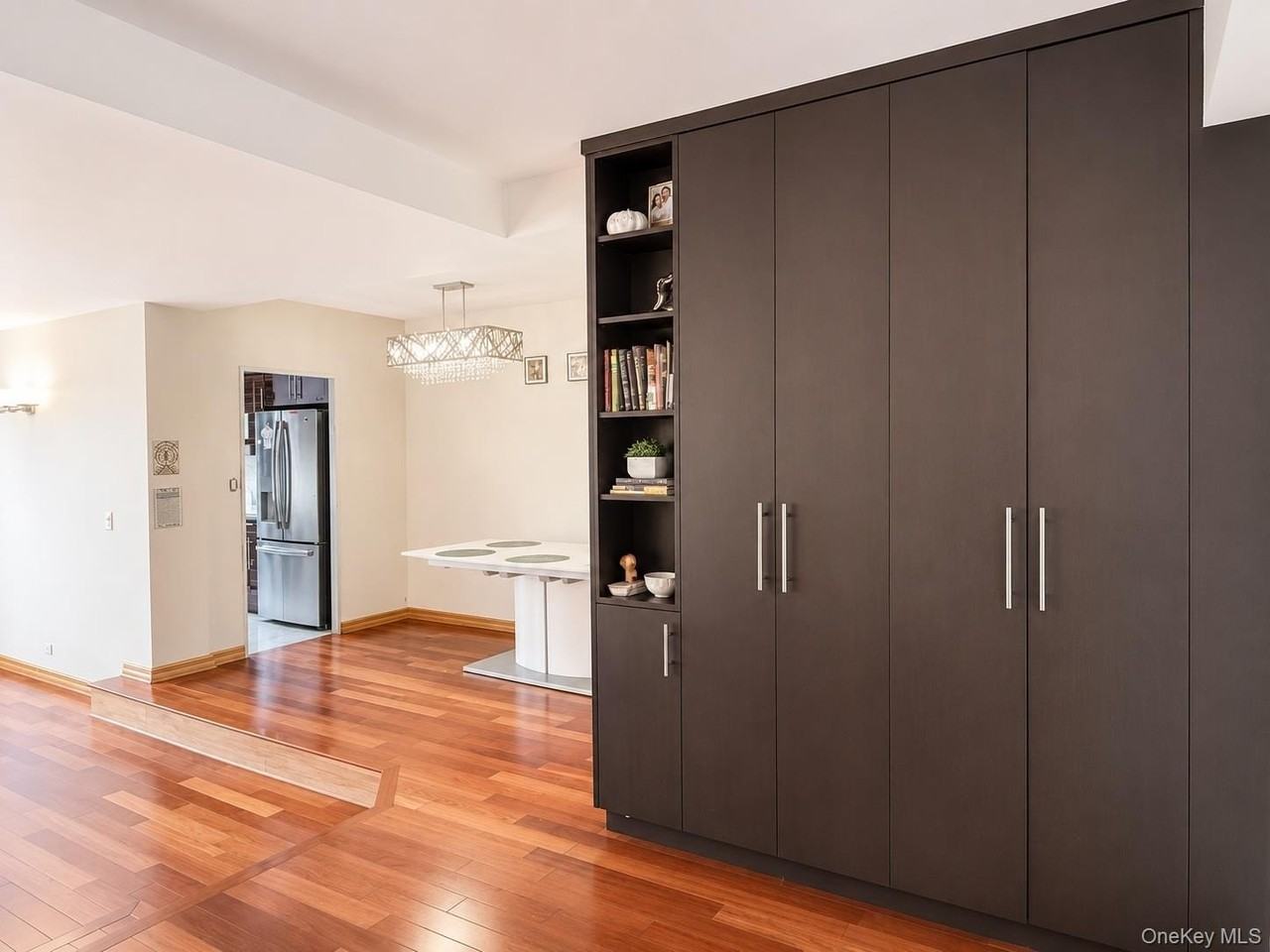 9822 63rd Dr Avenue #6A - Photo 5 of 19