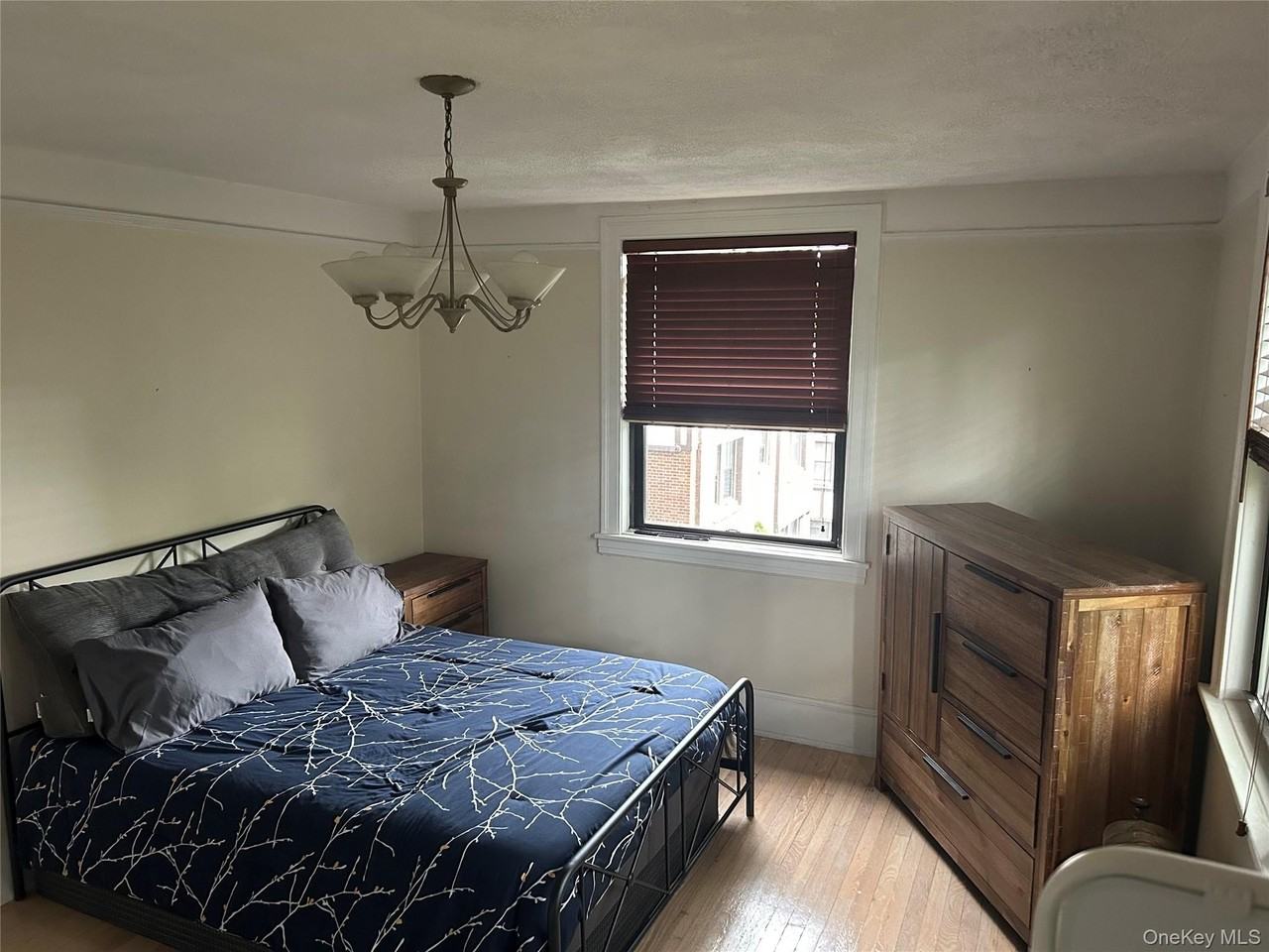 1 Greenridge Ave #D2 - Photo 6 of 14
