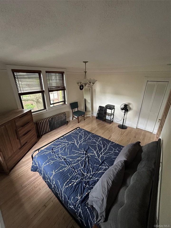 1 Greenridge Ave #D2 - Photo 7 of 14
