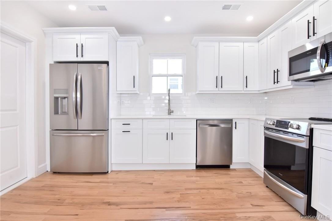 142 Second Ave - Photo 6 of 21