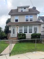 featured image of 18640 Murdock Ave #2ndFL
