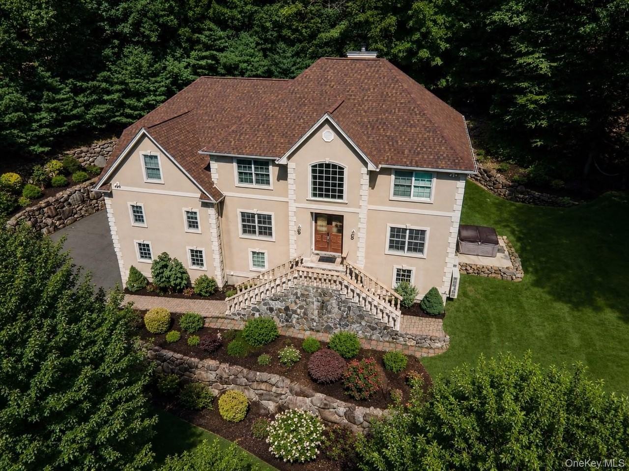 144 Call Hollow Rd