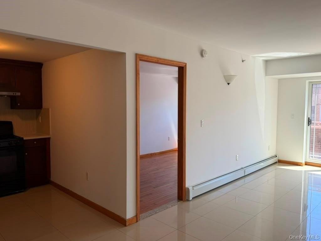 3519 Leavitt St #4J - Photo 6 of 10