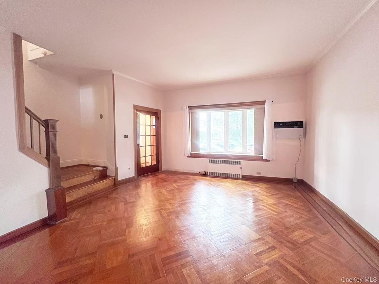 8407 63rd Ave - Photo 2 of 13