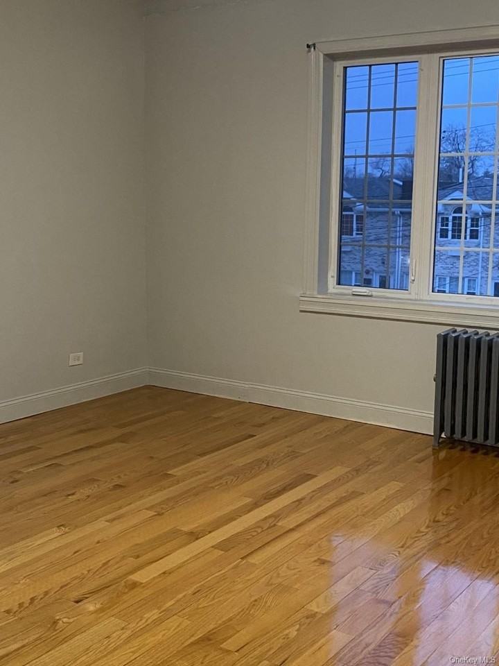 21724 112th Rd - Photo 2 of 9