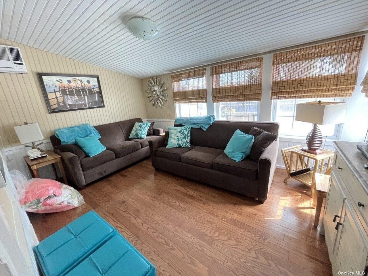 462 Dehnhoff Walk - Photo 4 of 13