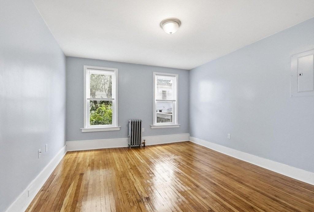 88 Weston St #1 - Photo 4 of 21