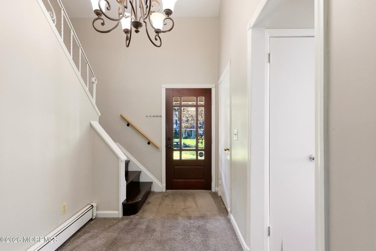 2349 Holly Hill Rd - Photo 3 of 14
