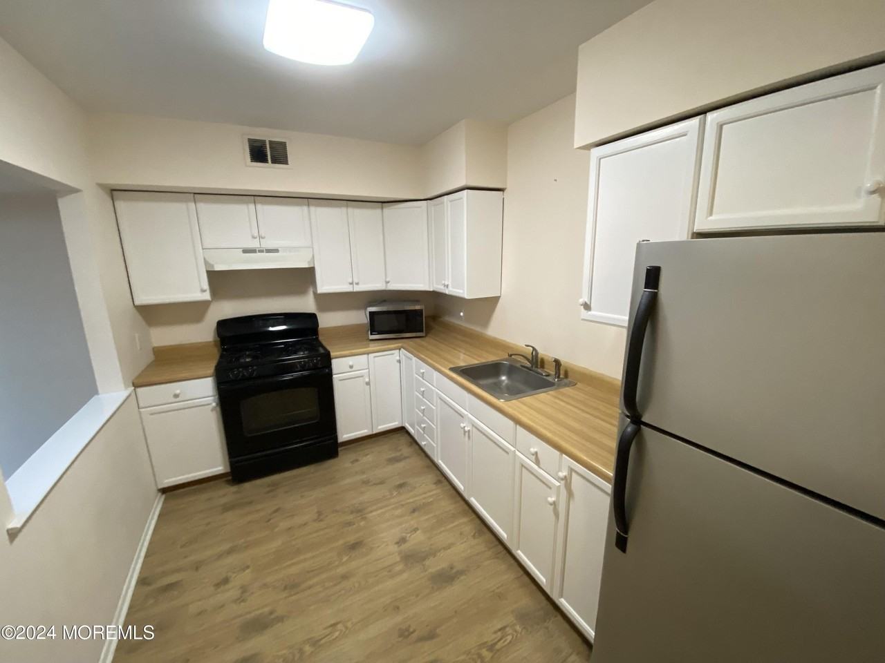 69 1st Ave - Photo 6 of 11