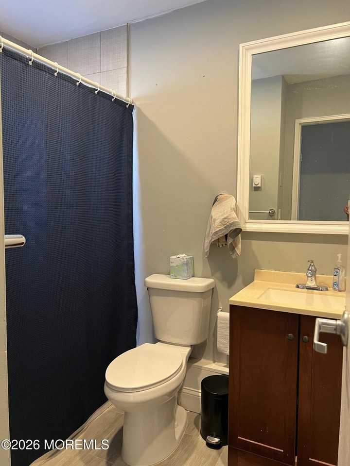 321 Shore Dr E #30 - Photo 4 of 7