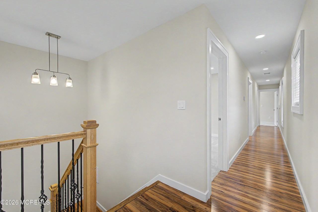 152 Center Ave - Photo 6 of 15
