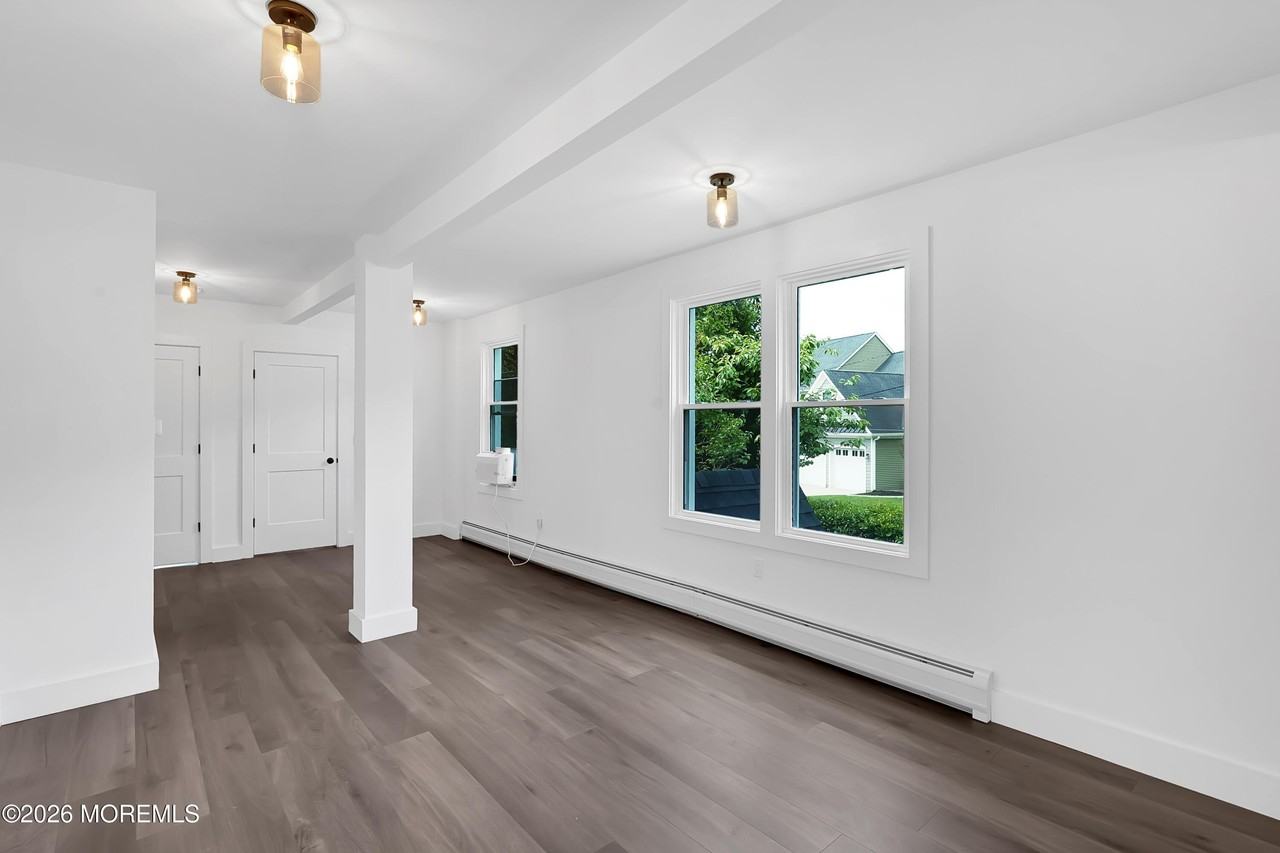 383 Navesink Ave - Photo 3 of 34