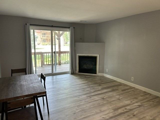 1875 Tall Oaks Dr #1410 - Photo 4 of 22