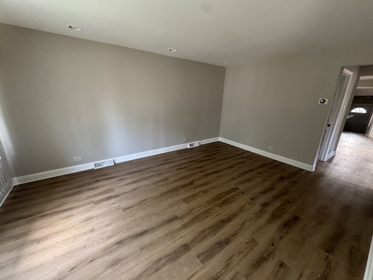14514 Minerva Ave - Photo 5 of 5