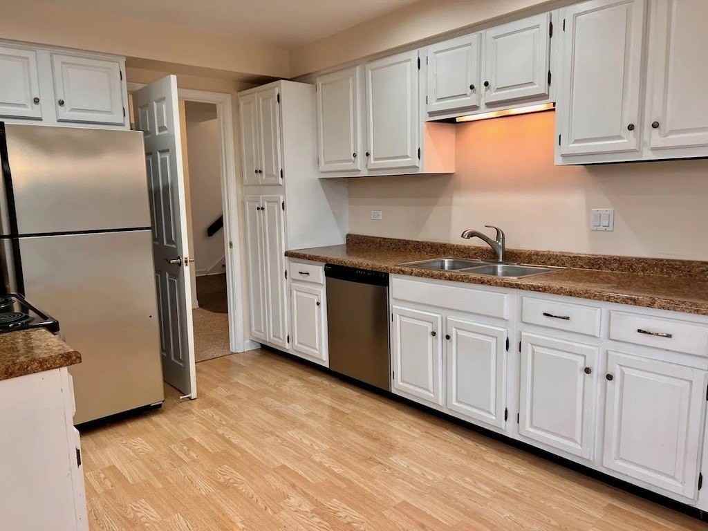 78 Foxwood Ln #C - Photo 4 of 12