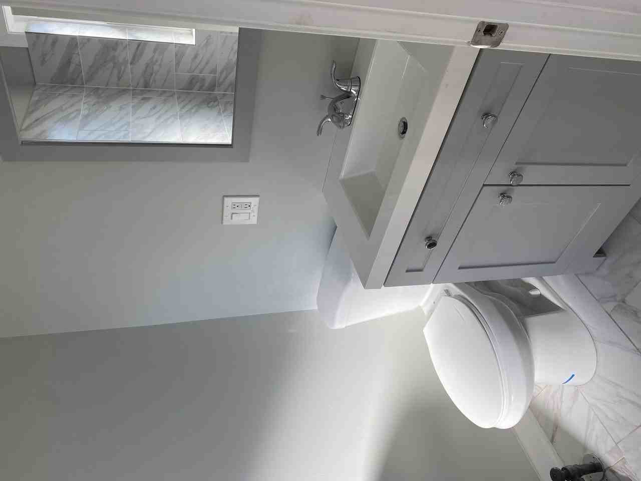 8010 S Drexel Ave - Photo 3 of 13
