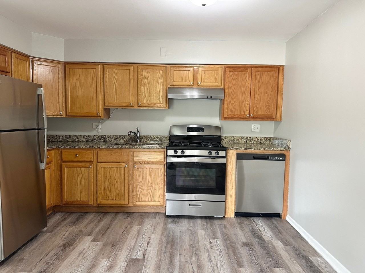 8656 S 84th Ct #1SE - Photo 3 of 12