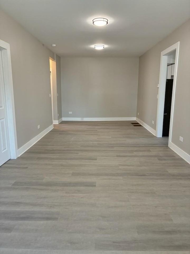 1542 Victoria Ave #2 - Photo 5 of 21
