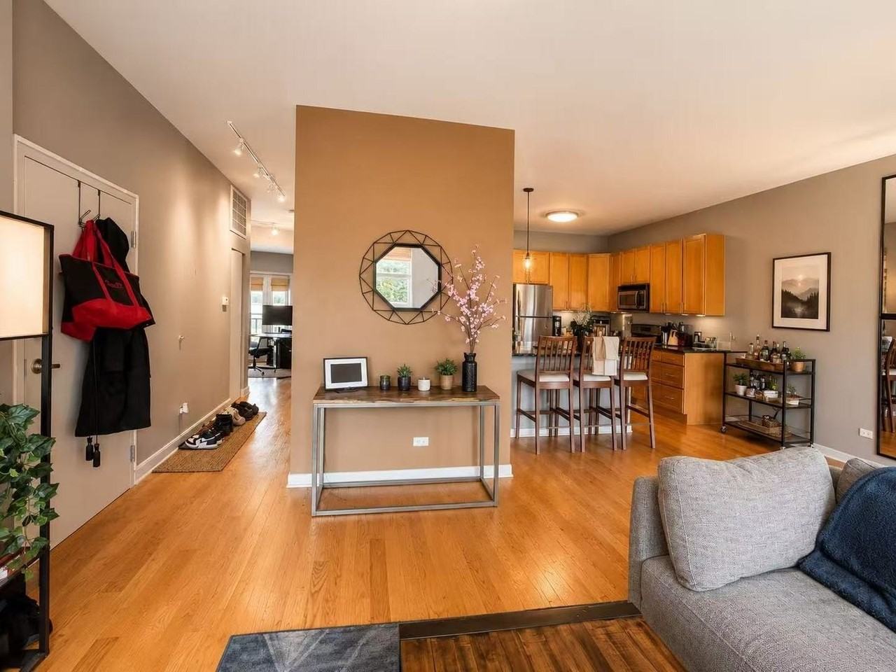 3741 N Wolcott Ave #12 - Photo 6 of 14