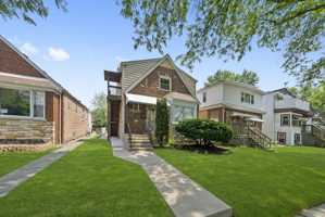 featured image of 3055 N Nordica Ave #2