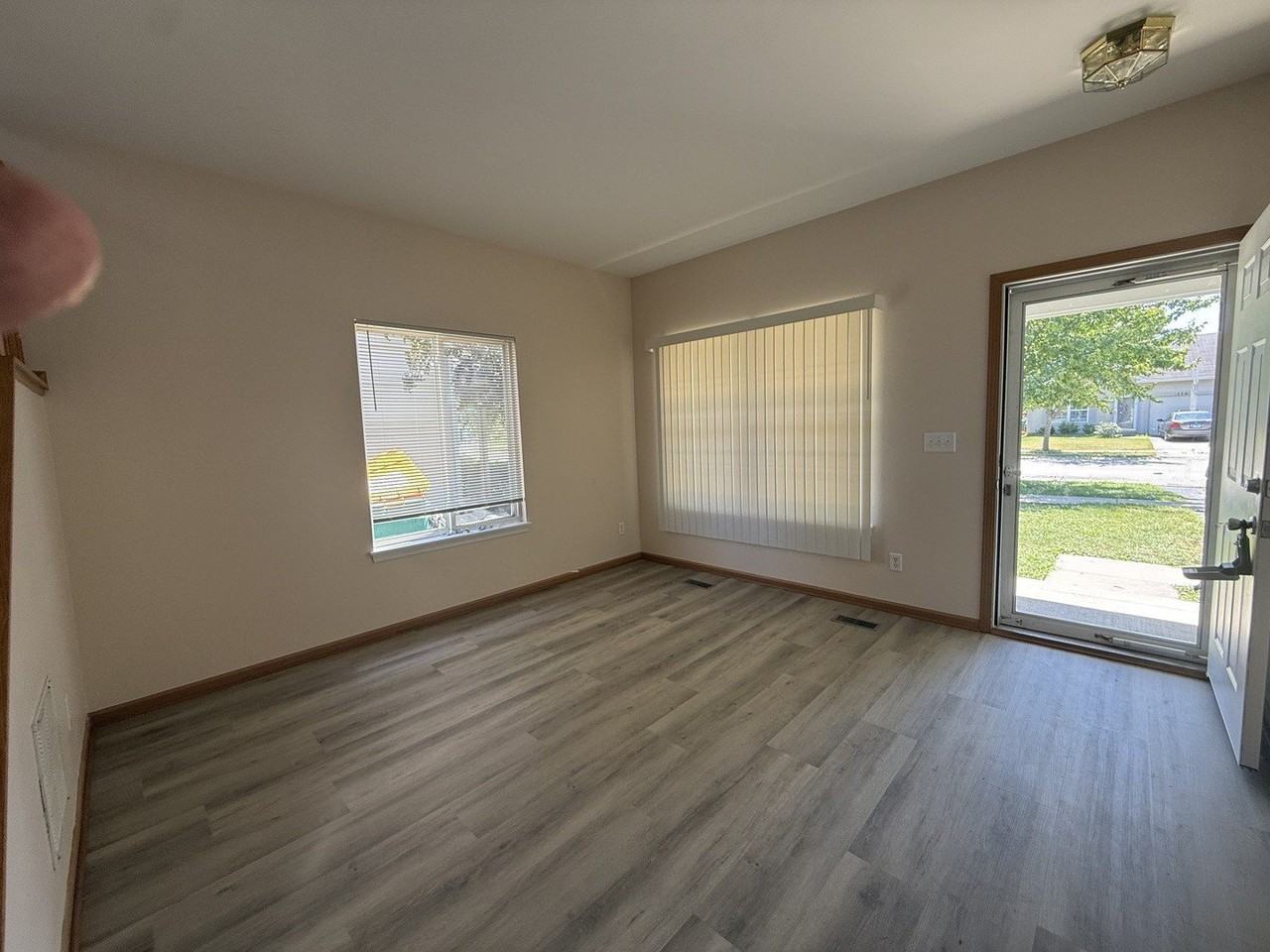 757 Bayles Dr - Photo 6 of 27