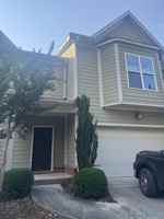 featured image of 210 Treetop Dr Se