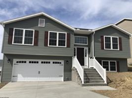 featured image of 40 Summers Ridge Rd