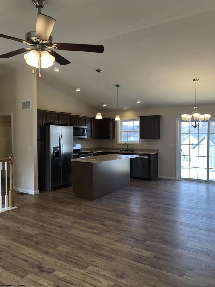 40 Summers Ridge Rd - Photo 4 of 15
