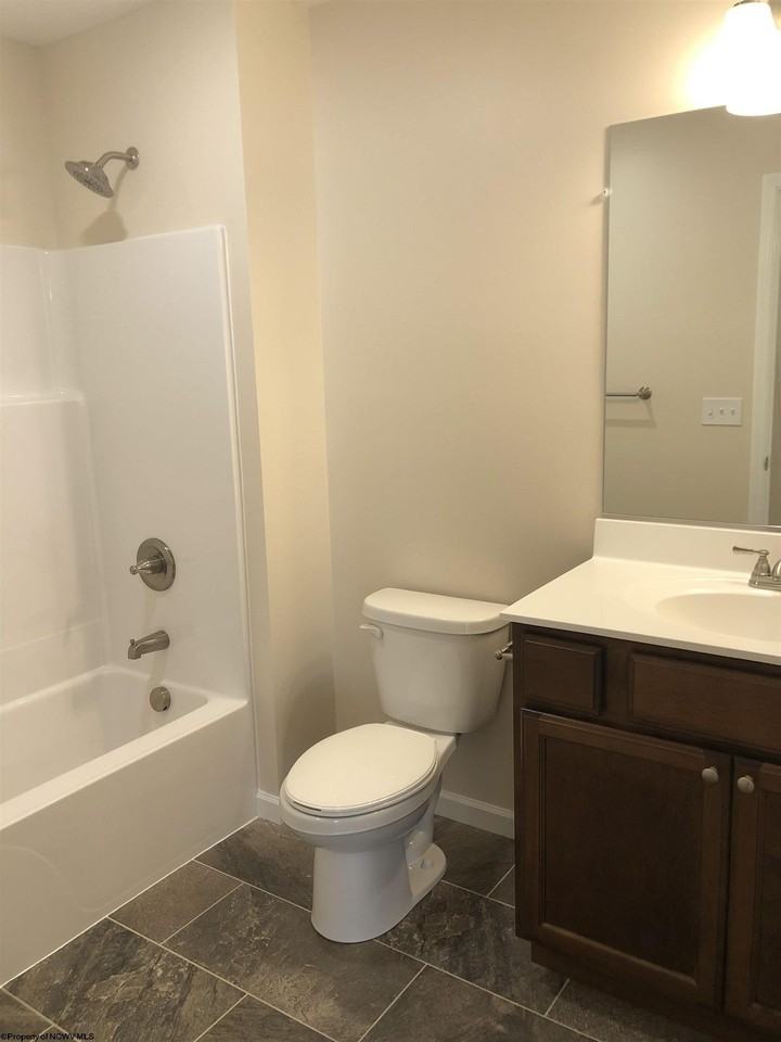 40 Summers Ridge Rd - Photo 6 of 15