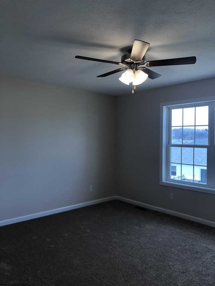 40 Summers Ridge Rd - Photo 7 of 15