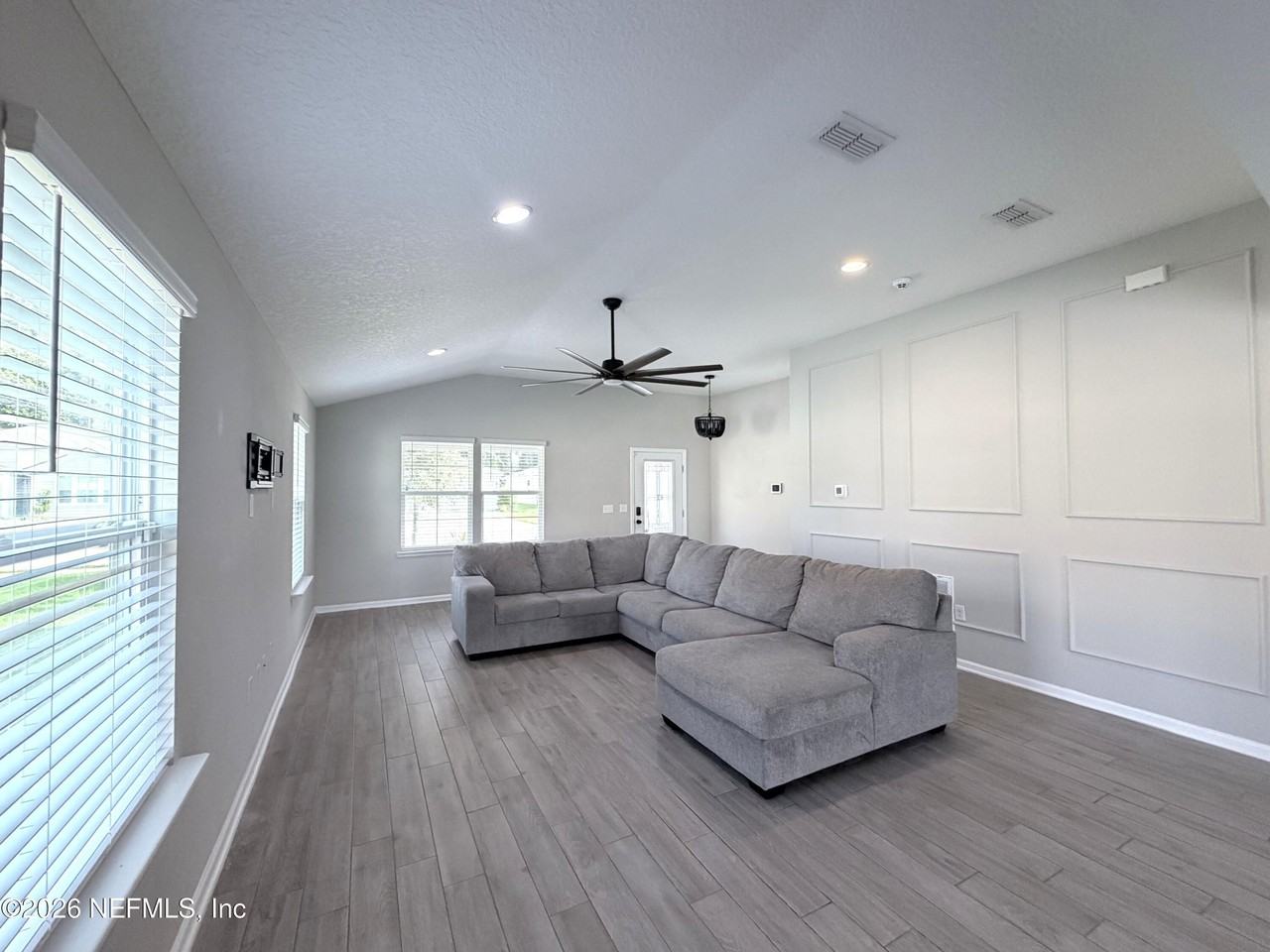 3167 Little Kern Ln - Photo 5 of 31