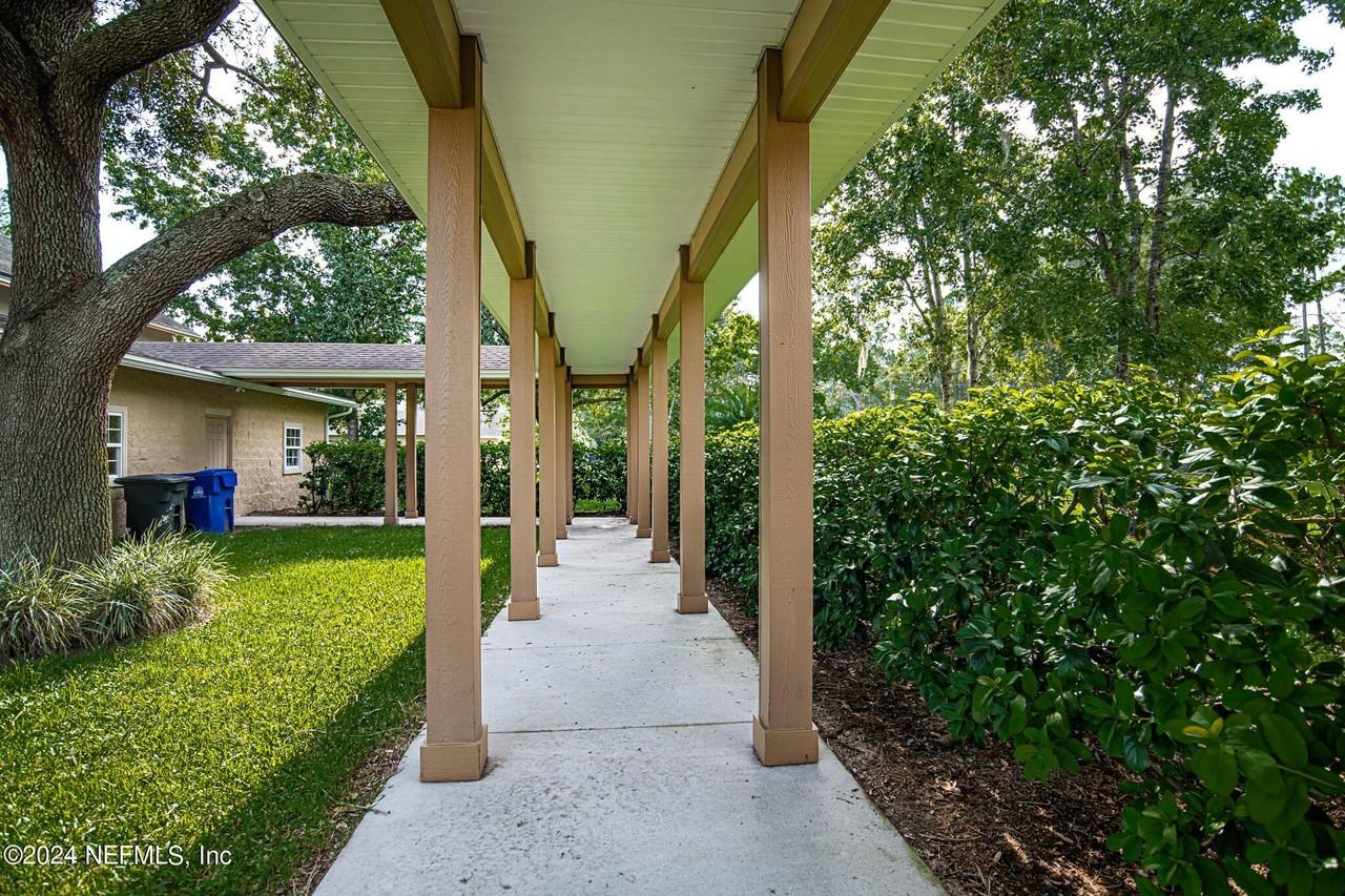 5285 Truman Pacetti Rd - Photo 4 of 31