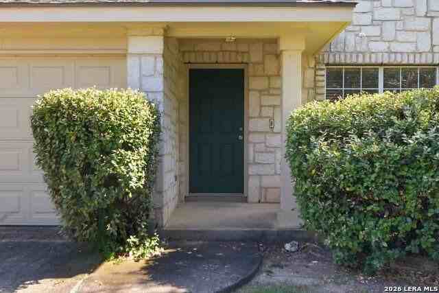 10810 Arabian Sands - Photo 3 of 31