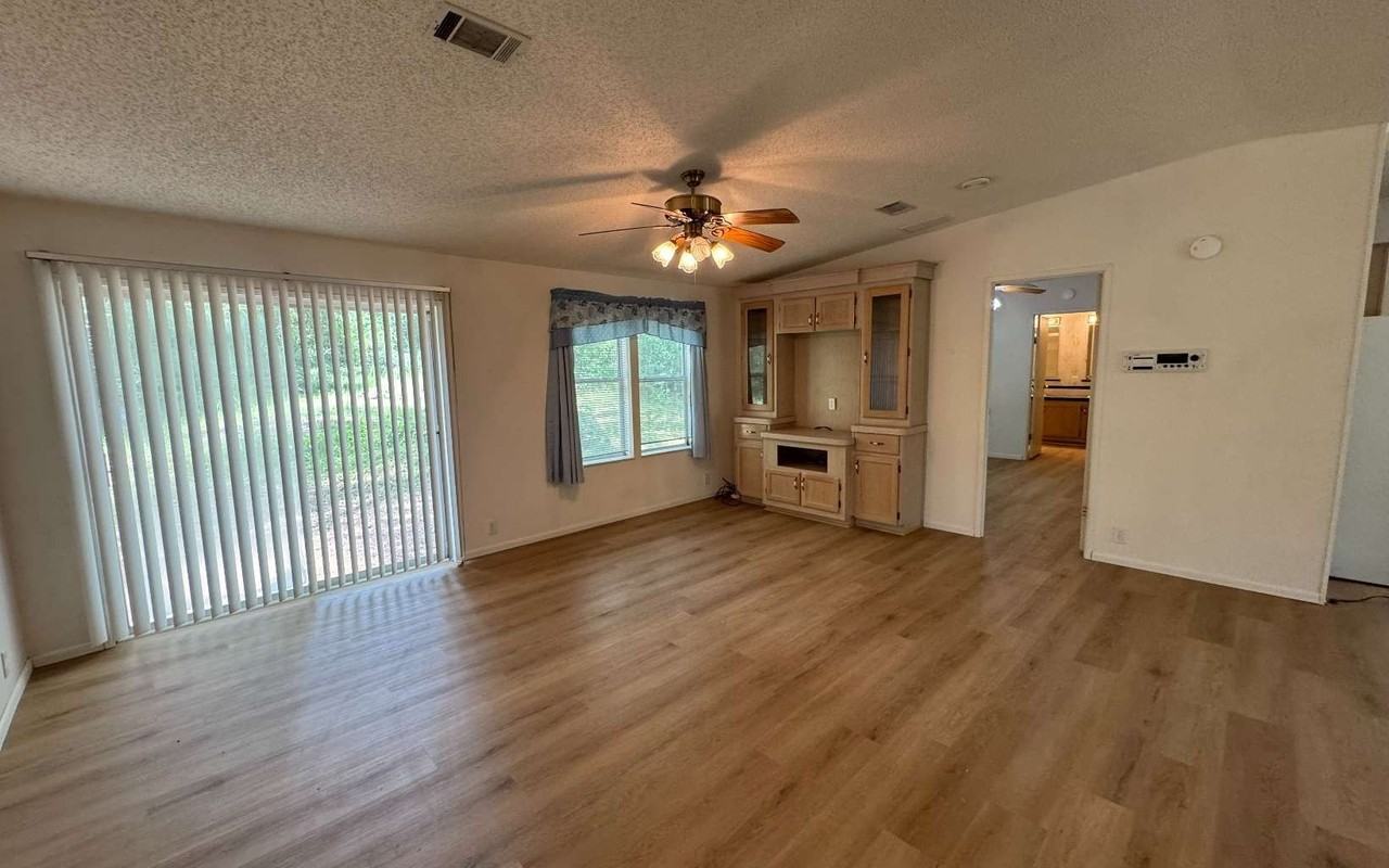 16937 16th St - Photo 2 of 18