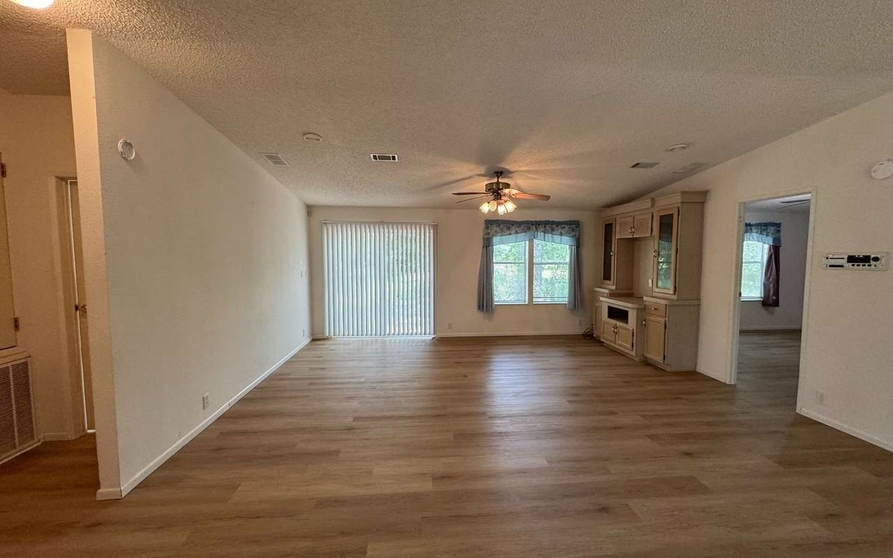 16937 16th St - Photo 3 of 18