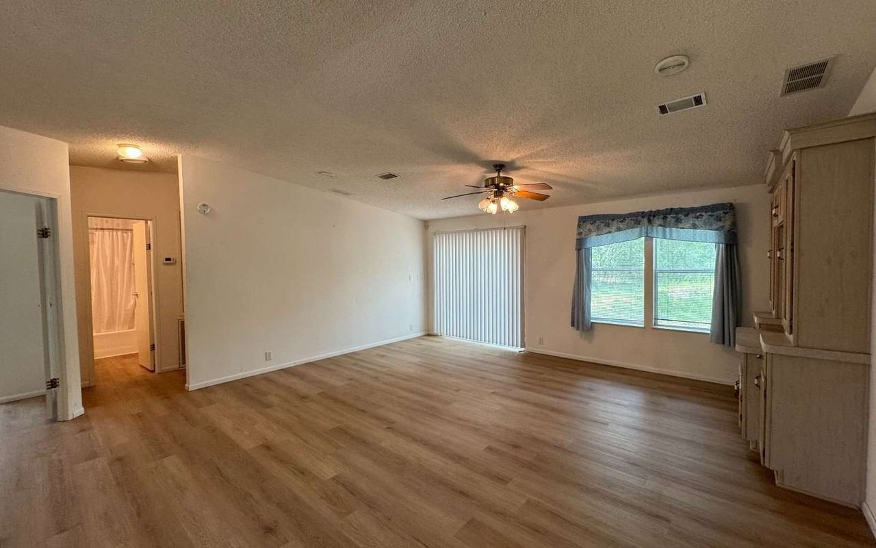 16937 16th St - Photo 4 of 18