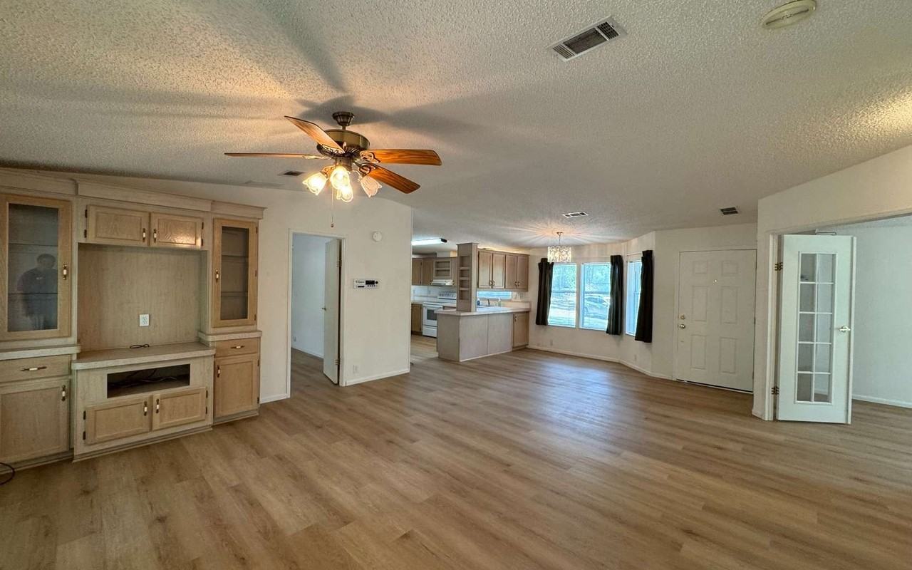 16937 16th St - Photo 5 of 18