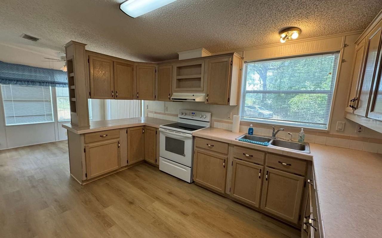 16937 16th St - Photo 7 of 18