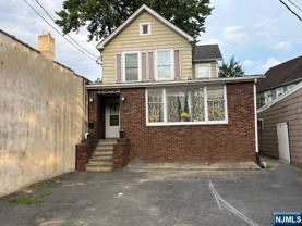 166 Rochelle Ave #2 - Photo 1 of 1
