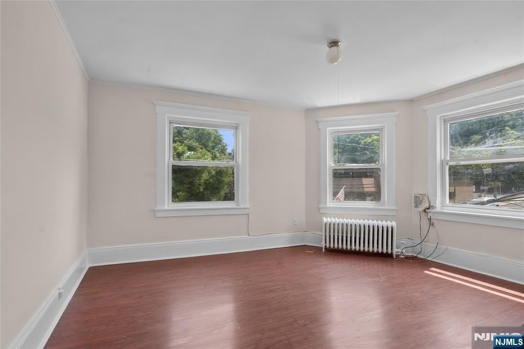 12 Sylvan St - Photo 7 of 7