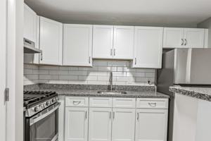 featured image of 1 Elaine St #31