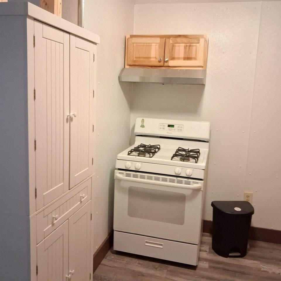 142 Stafford Ave #2 - Photo 2 of 14