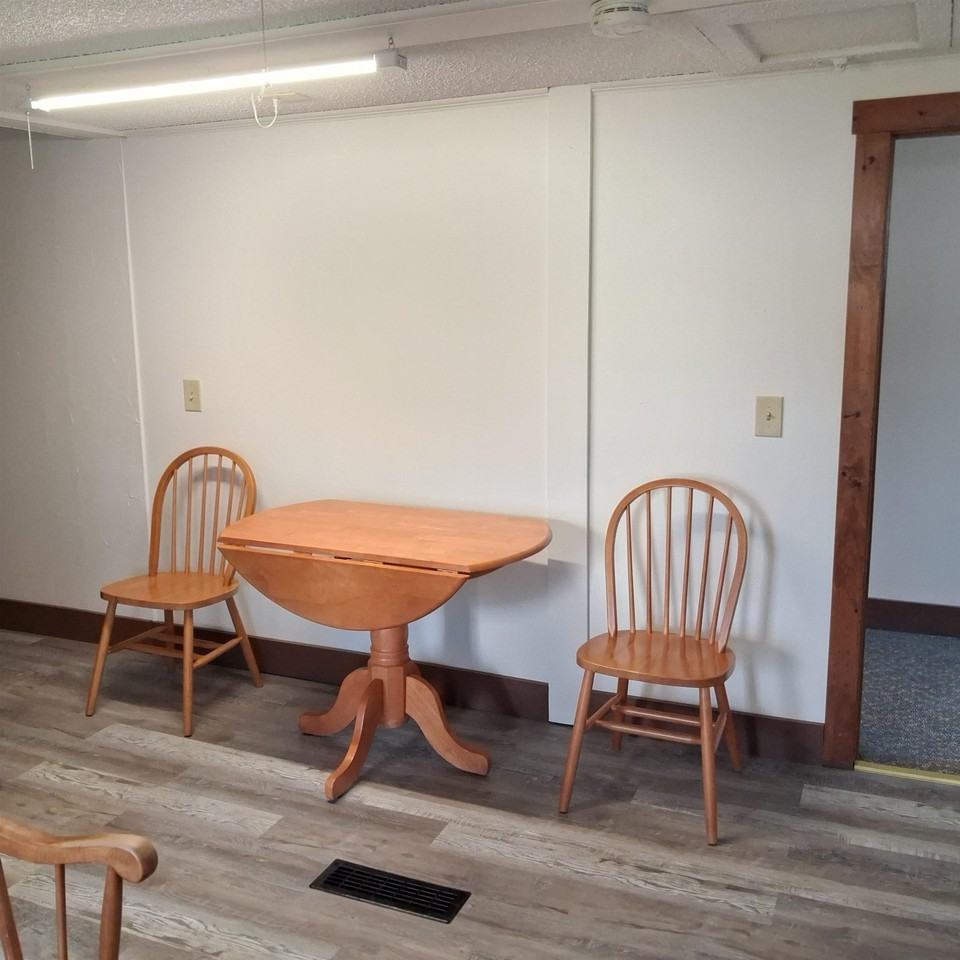 142 Stafford Ave #2 - Photo 6 of 14