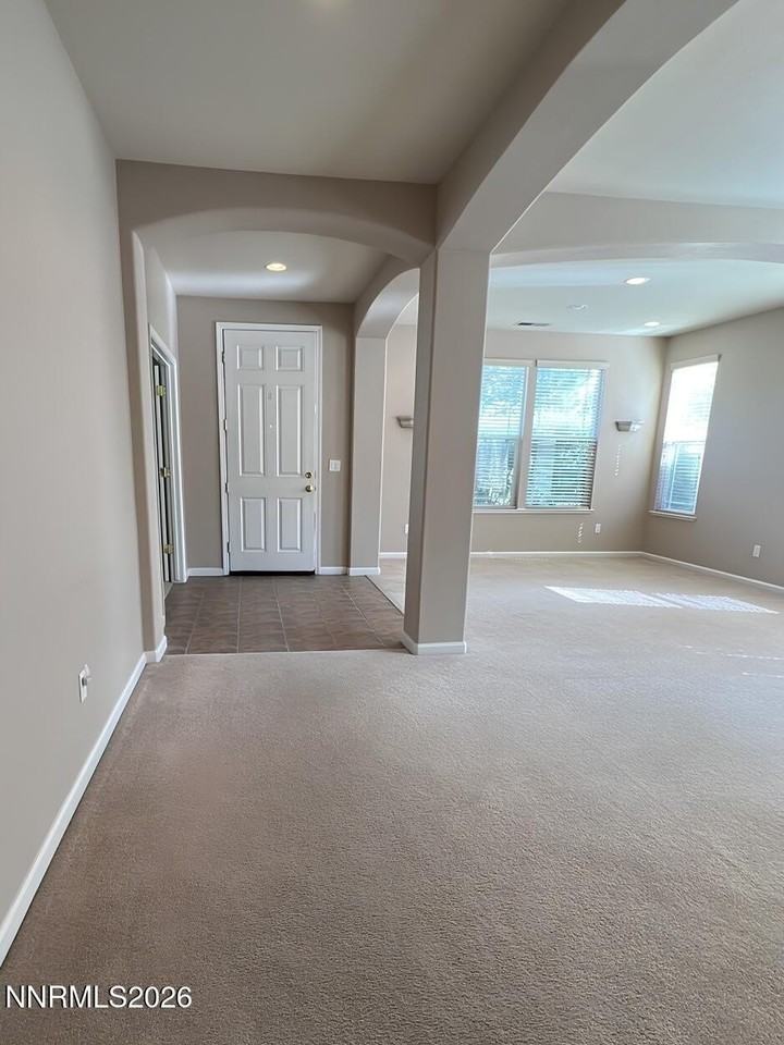 6242 Ten Mile Ct - Photo 2 of 21