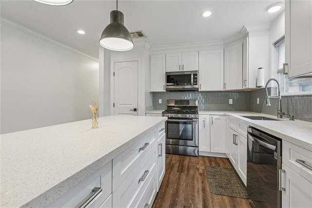422 Nursery Ave - Photo 6 of 15