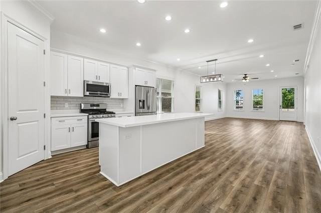 8433 Colonel Dr - Photo 5 of 11